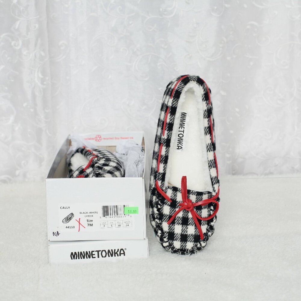 New Minnetonka Cally Black-White Check Size 7 House Slippers